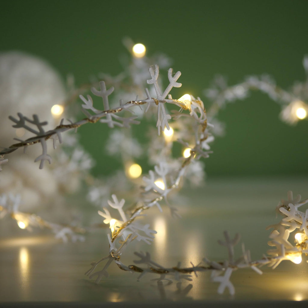 Snowflake Fairy Light String - Christmas Decoration: 2m (Battery) / Silver
