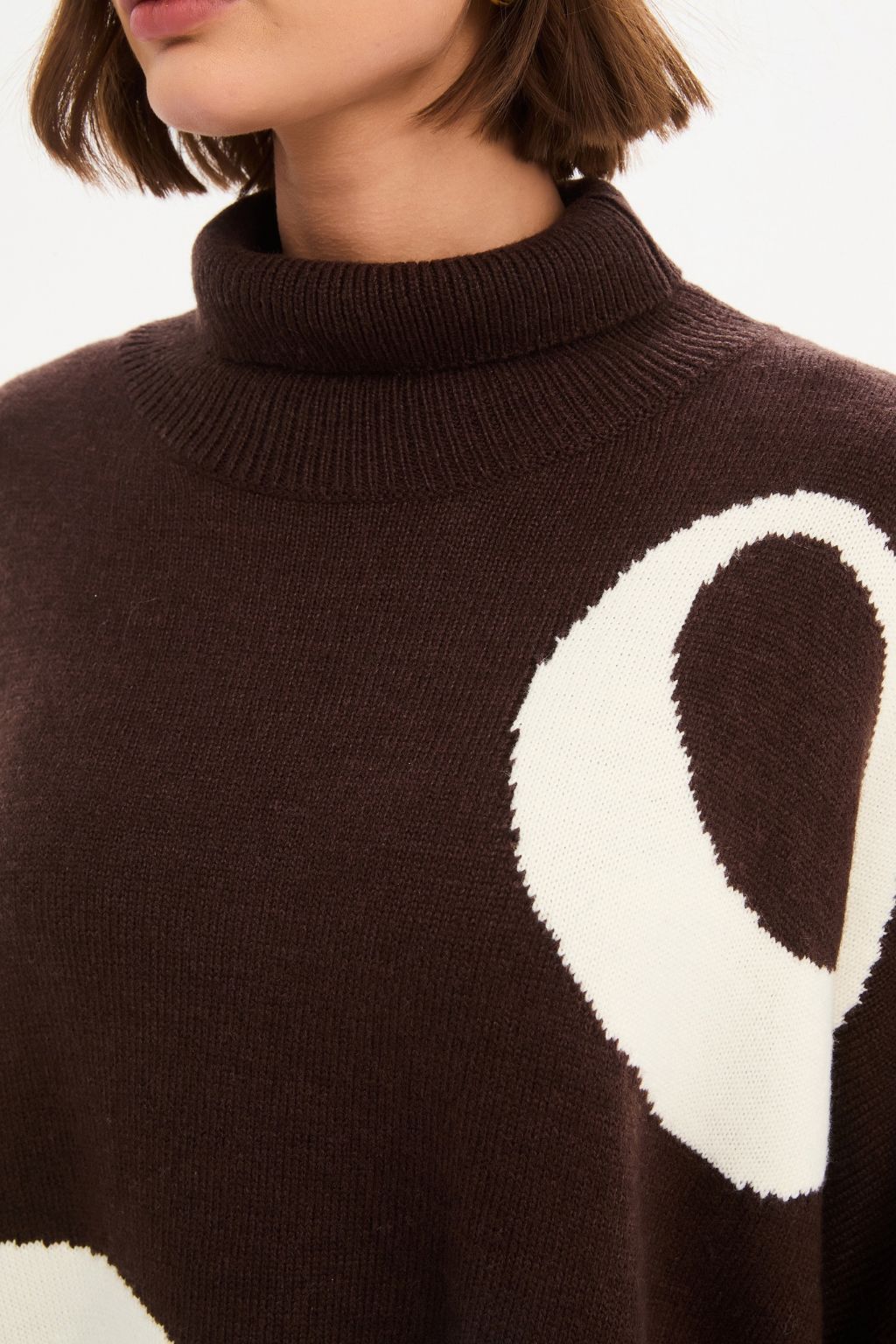 Retro Circle Print Knit - Chocolate/Cream
