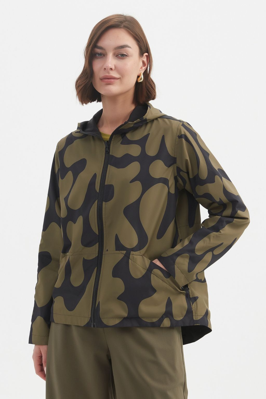 Reversible Print Windbreaker - Moss/Black Blot Print