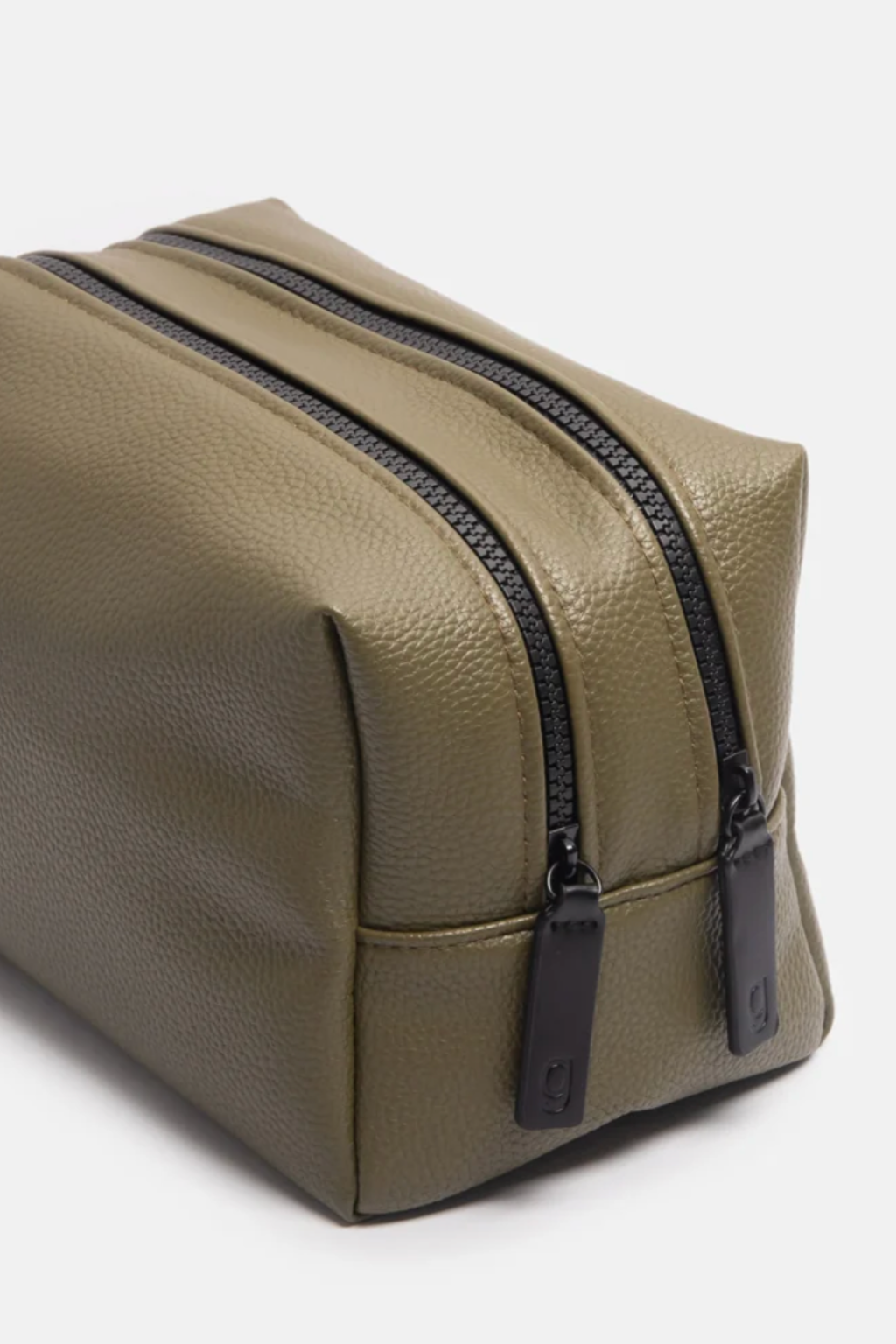 Green large travel washbag