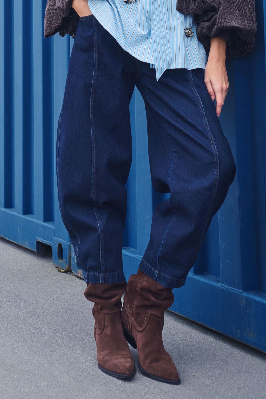 Jean-ius Barrel Jeans - Dark Denim