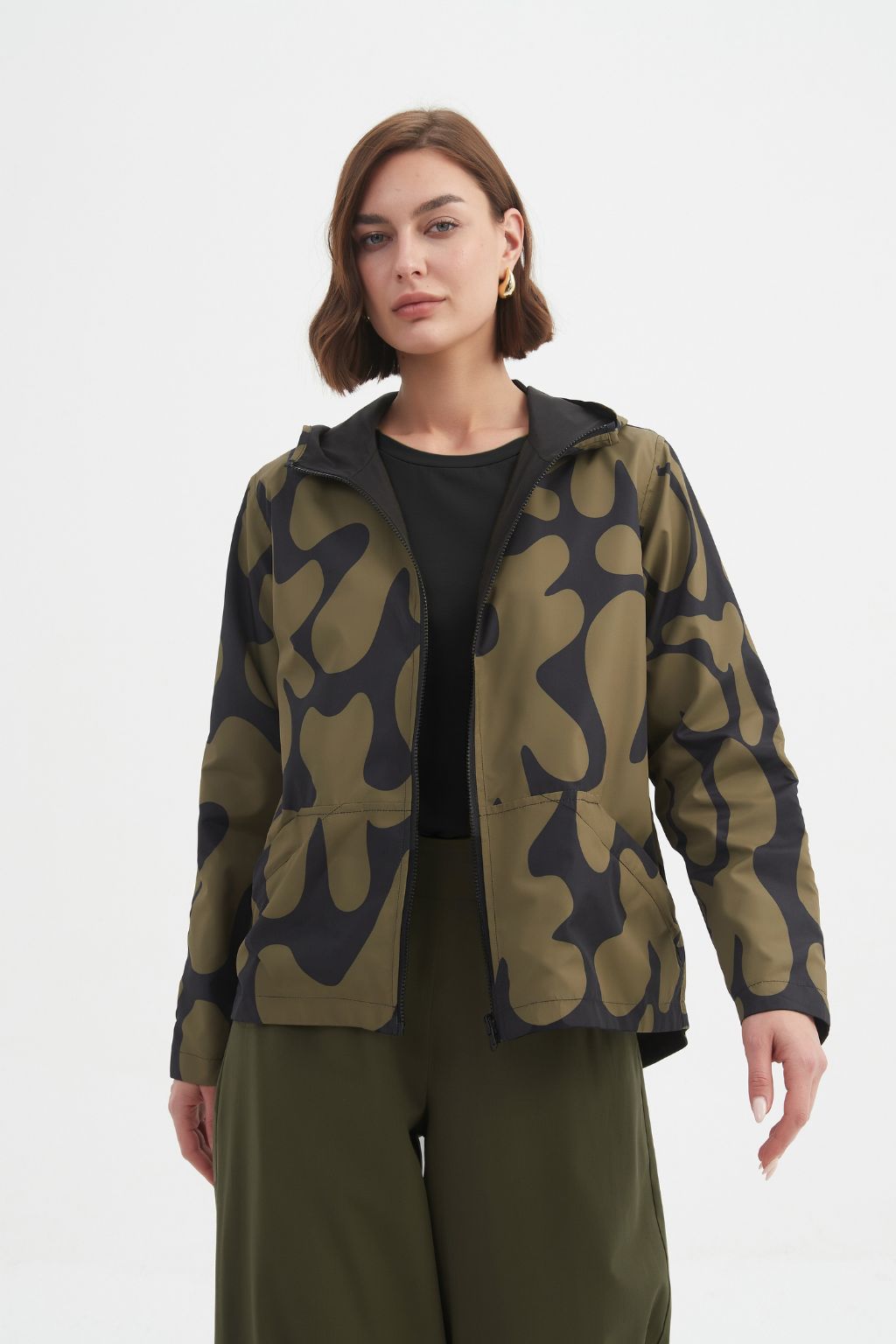 Reversible Print Windbreaker - Moss/Black Blot Print