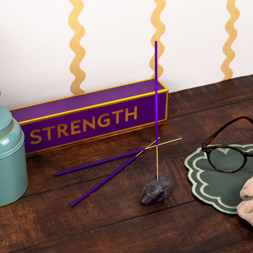 Strength Incense and Crystal Holder - Lavender & Eucalyptus Scent with Amethyst Crystal