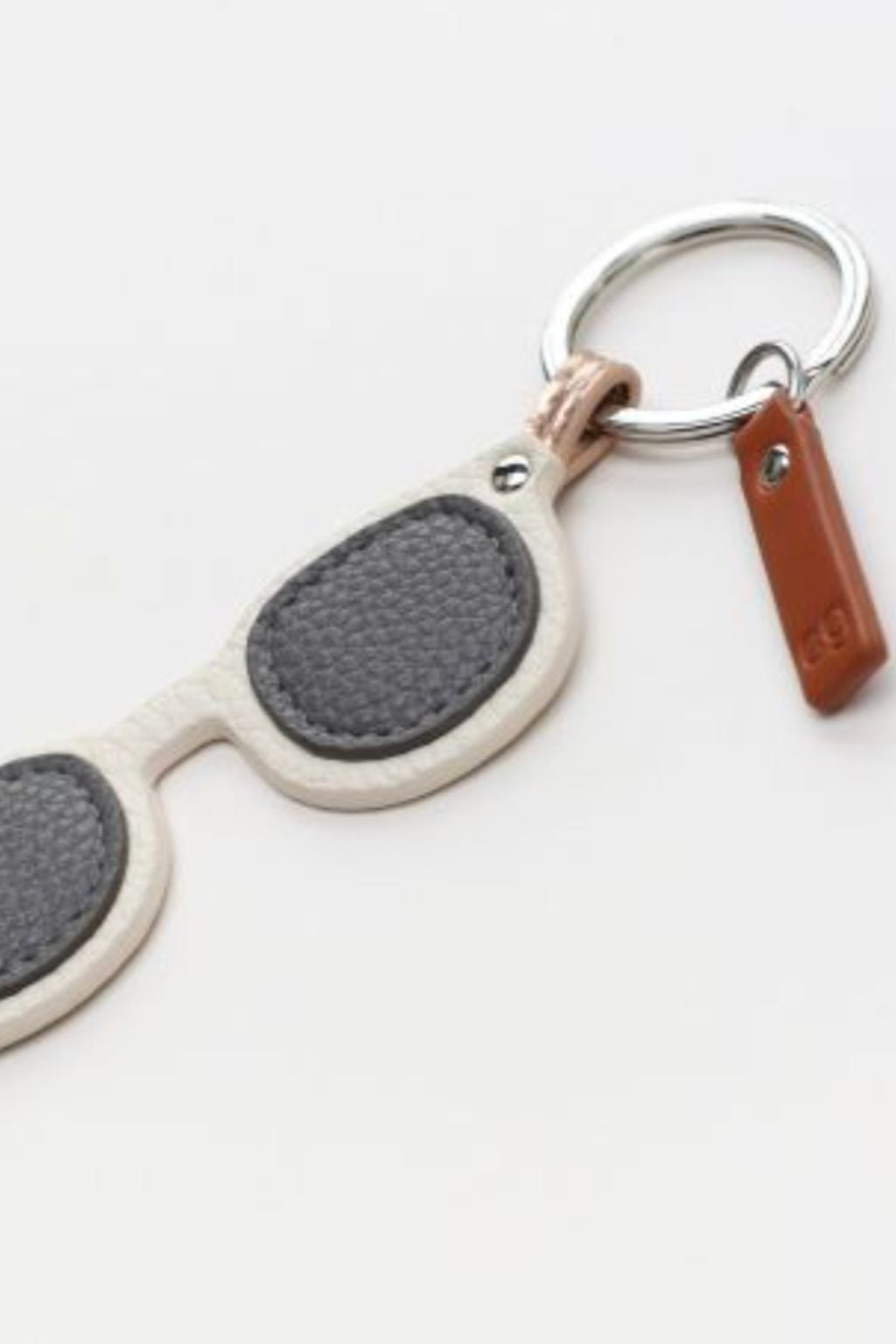 Sunglasses keyring