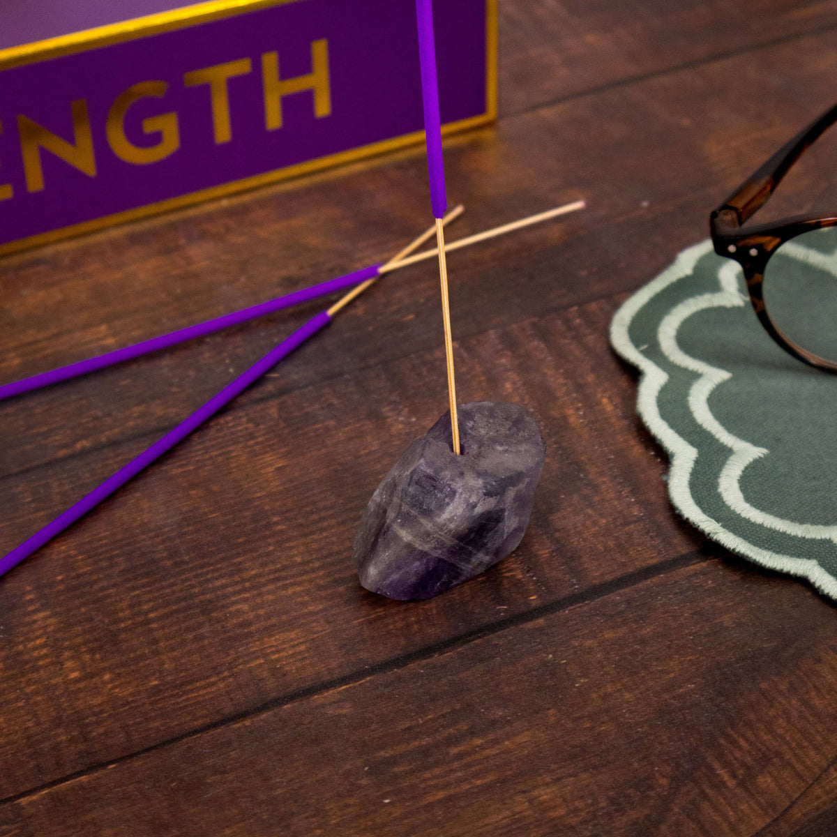 Strength Incense and Crystal Holder - Lavender & Eucalyptus Scent with Amethyst Crystal