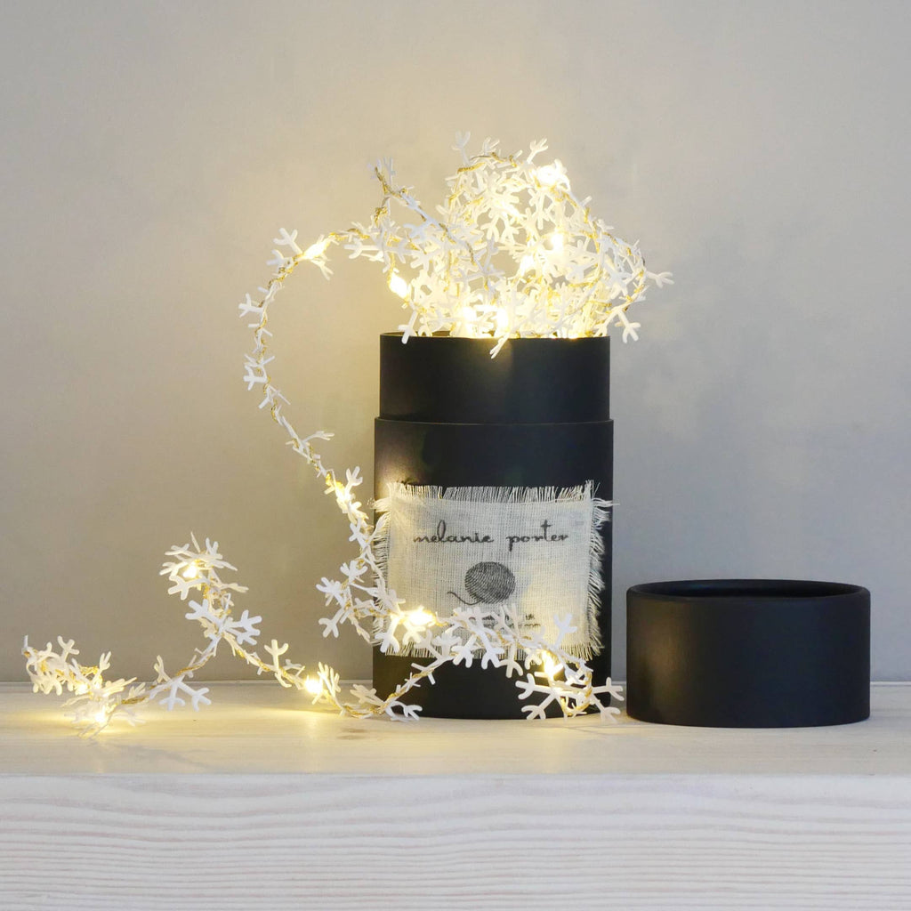 Snowflake Fairy Light String - Christmas Decoration: 2m (Battery) / Silver