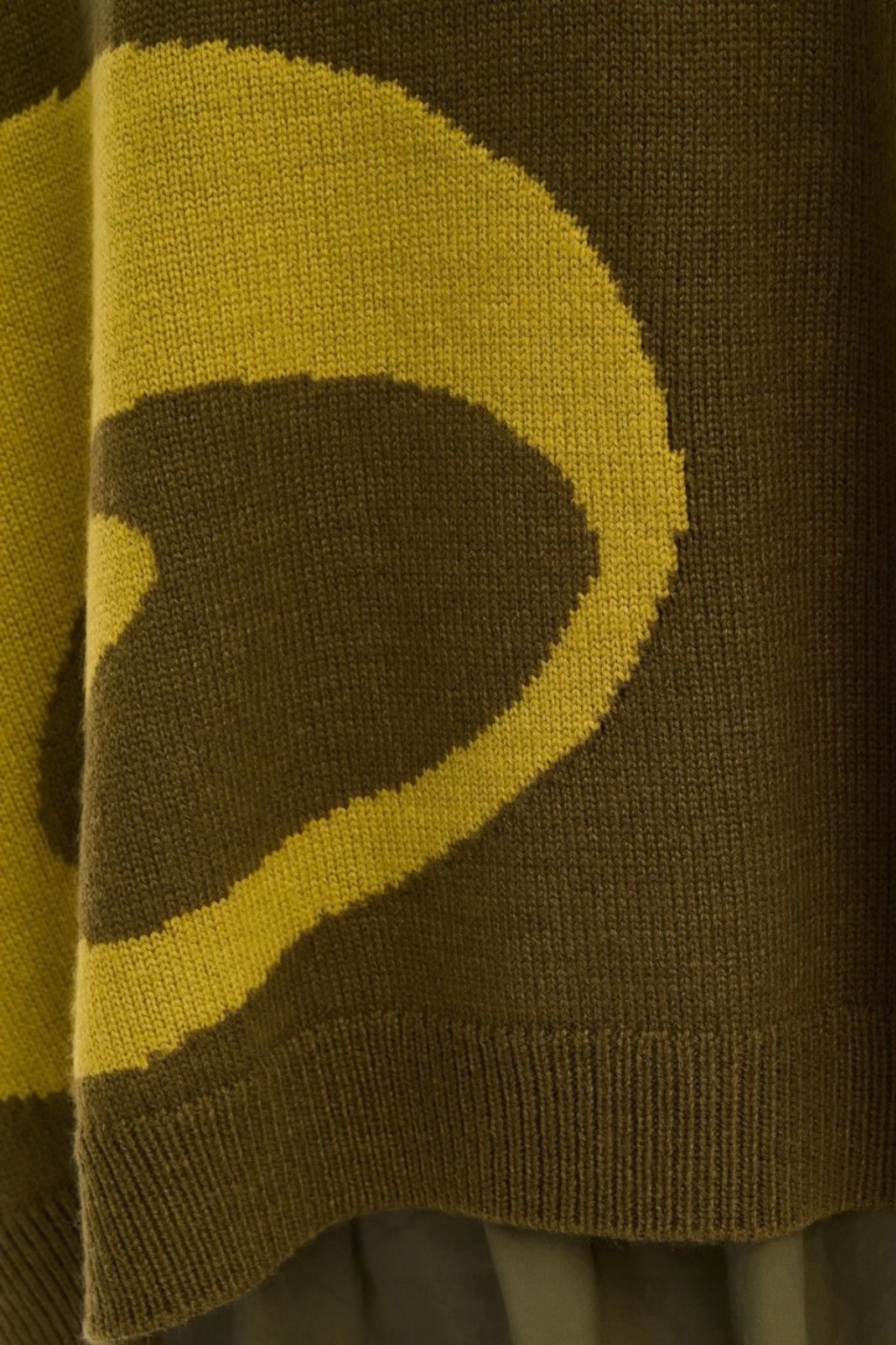 Retro Circle Print Knit - Khaki/Chartreuse