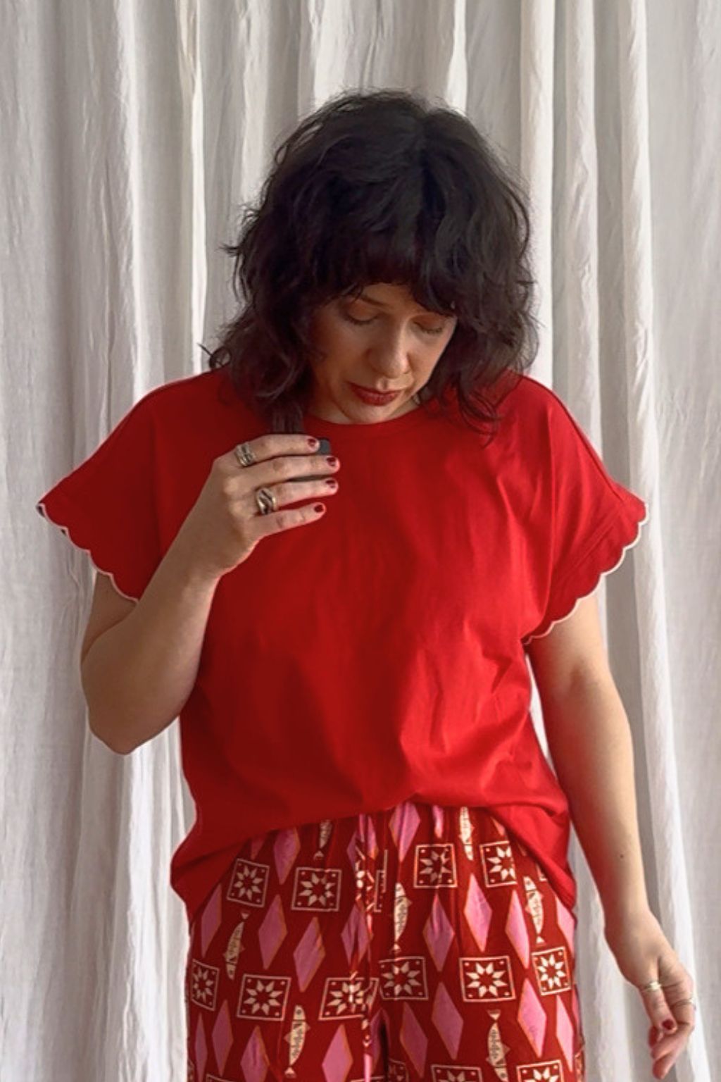 Sloane Scallop Tee - Red