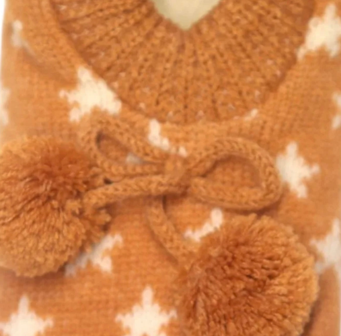 Terracotta and white star cosy slippers