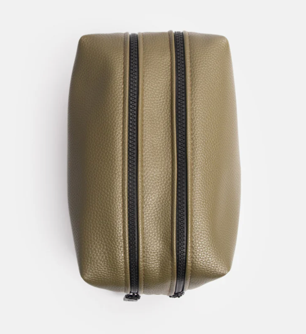 Green large travel washbag