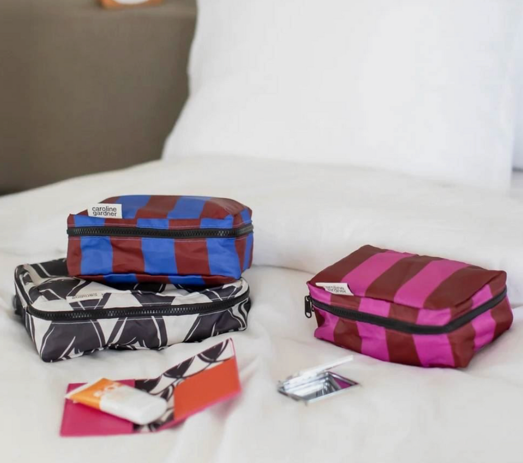 Charcoal linked hearts/stripes set of 3 mini packing cubes