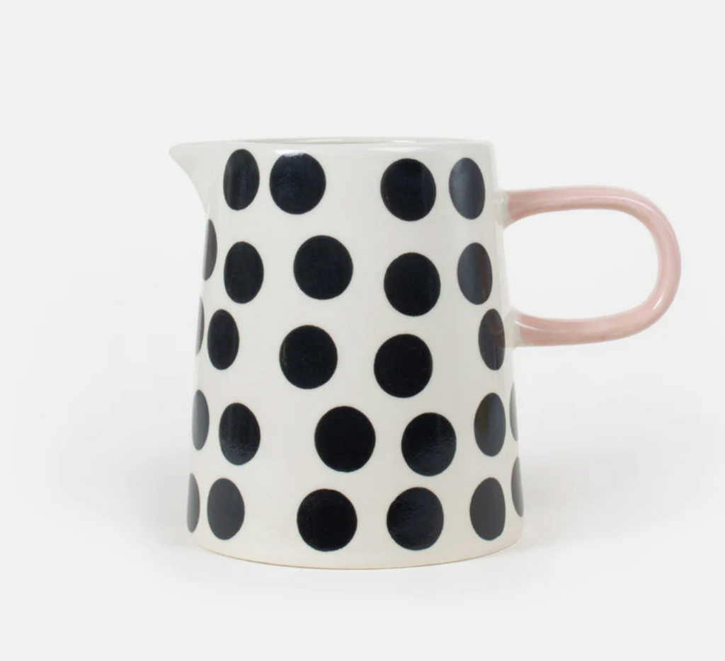 Mono dotty jug large