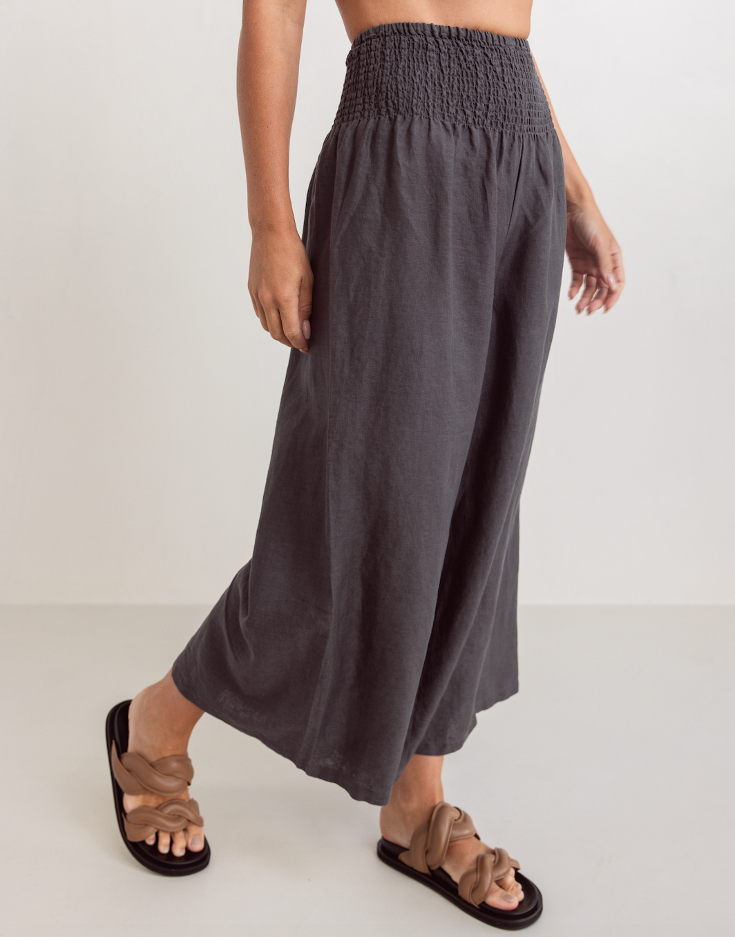 Linen Shirred Waist Pant - Charcoal