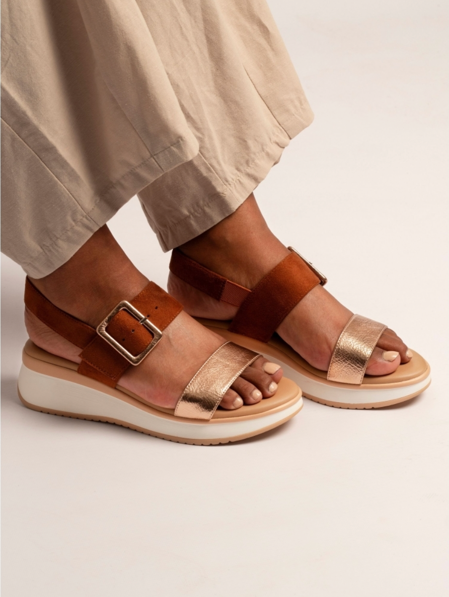 Dion Sandal - Tan