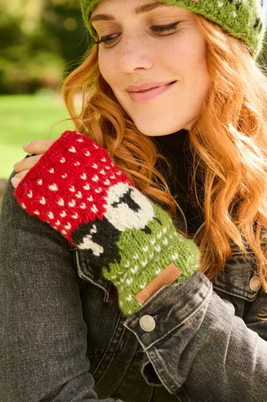 Black Sheep Handwarmer Red