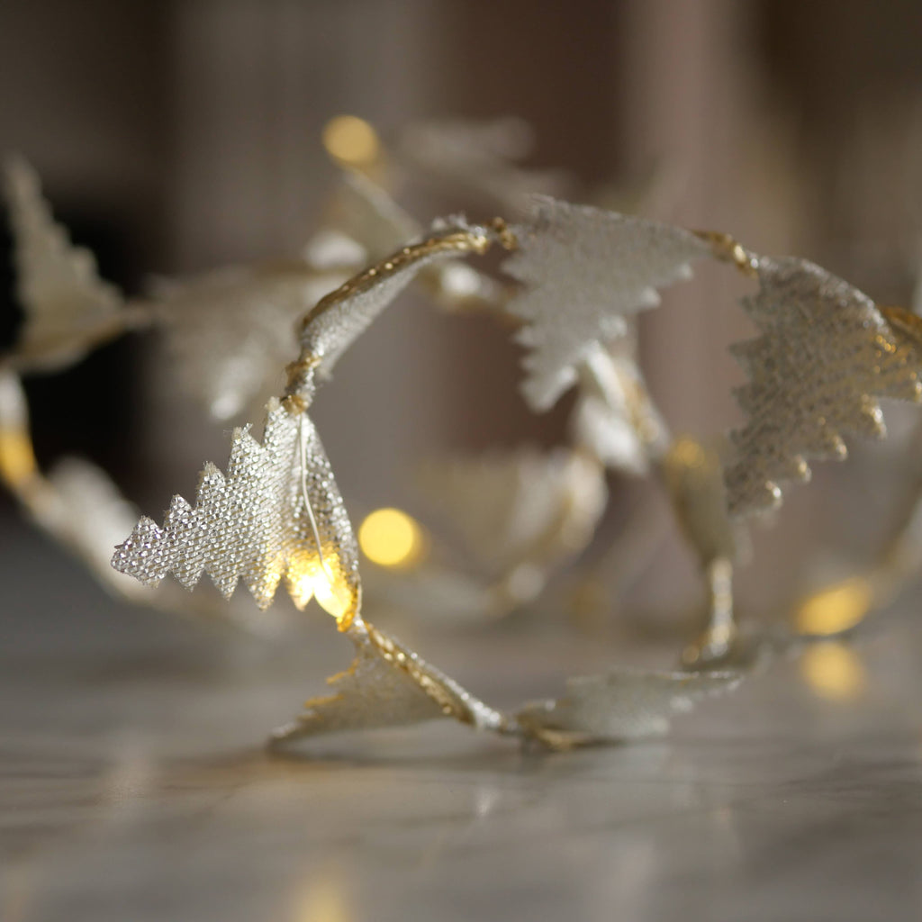 Christmas Tree Fairy Light String - Christmas Decoration: Silver / 2m (Battery)