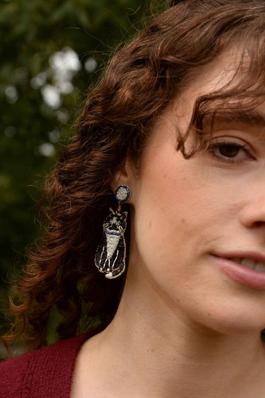 BLACK AND WHITE CAT WITH COLLAR BEADED EARRINGS